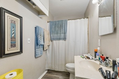Investor opportunity! Don't miss your chance to own two homes - photo 23