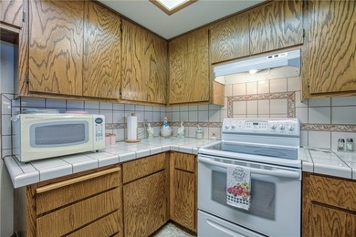 10 Royale Ave 13A-2 - photo 8