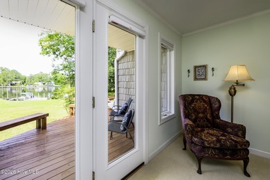 BEST VALUE WATERFRONT HOME IN NEW BERN!!! Ready for its next - photo 46