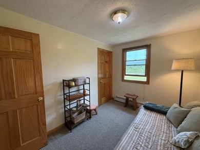One-floor living at its best! Bright, comfortable, and move-in - photo 46