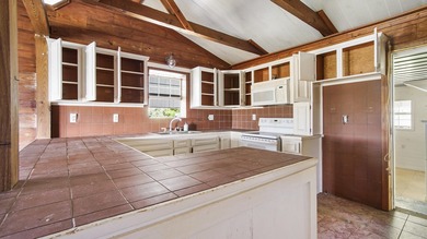 Incredible opportunity across from the Choctawhatchee Bay! This - photo 11