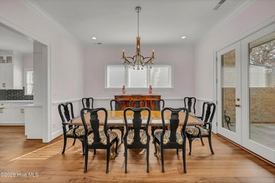 Coveted Landfall townhouse condominium in Colony Club! This end