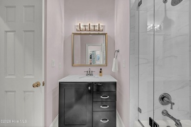 Coveted Landfall townhouse condominium in Colony Club! This end