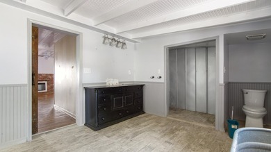 Incredible opportunity across from the Choctawhatchee Bay! This - photo 31