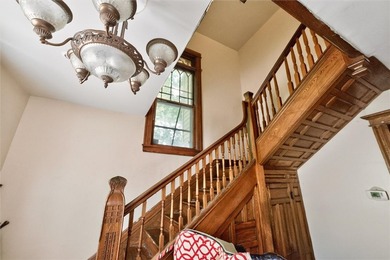 Welcome to 20 Quincy St in the very popular Beechwood - photo 4