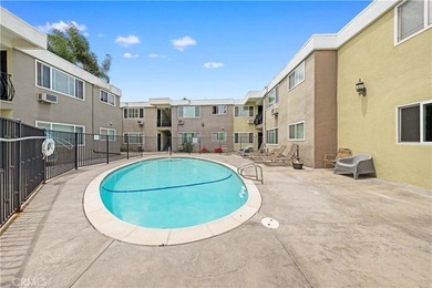 Beautifully Remodeled 2 Bed / 2 Bath Condo in Gated Claremont - photo 5