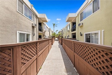 Beautifully Remodeled 2 Bed / 2 Bath Condo in Gated Claremont - photo 9