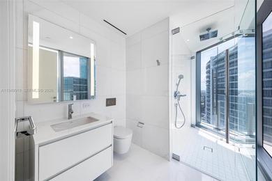 Sky-High Luxury | Line 07

Experience elevated living in this