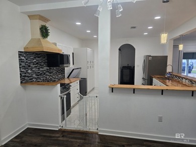 3 Bed 3 Bath. 5.5 Acres. Unrestricted and Unzoned ready to go - photo 3