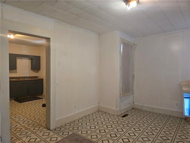 Outstanding opportunity for investors or owner-occupants! This - photo 26