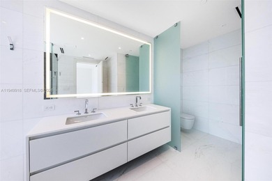 Sky-High Luxury | Line 07

Experience elevated living in this