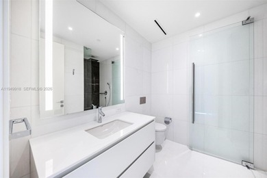 Sky-High Luxury | Line 07

Experience elevated living in this