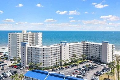 Experience coastal living in this beautifully refreshed - photo 1