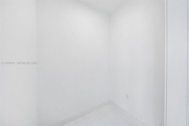 Sky-High Luxury | Line 07

Experience elevated living in this