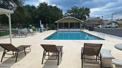 Beautiful Arbor Ridge Community. Home features 3 Bedrooms ,2 - photo 38