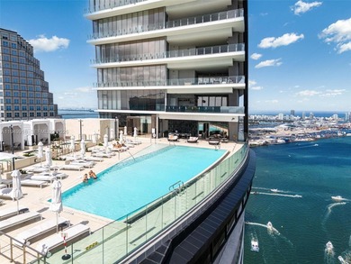 Sky-High Luxury | Line 07

Experience elevated living in this