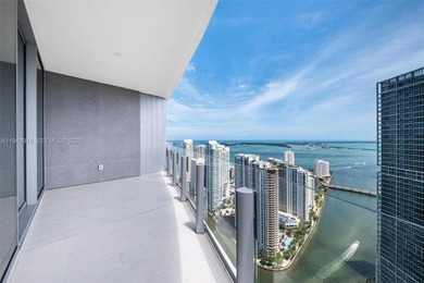 Sky-High Luxury | Line 07

Experience elevated living in this