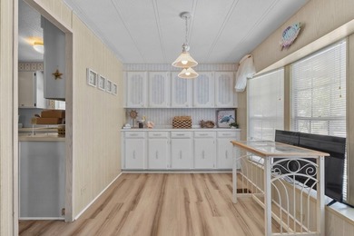 Located right in the heart of Steinhatchee, this property offers - photo 8