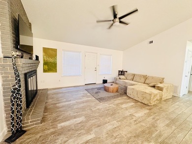 Home 2 BR 2 BA + Garage + Florida Room. Located in the heart of - photo 9