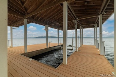 Exceptional Main Lake Waterfront Estate on Two Premier Lots! - photo 11