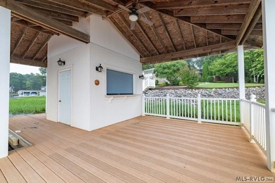 Exceptional Main Lake Waterfront Estate on Two Premier Lots! - photo 13