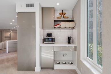 Exquisite, pet-friendly ground-floor walk-out residence in - photo 19