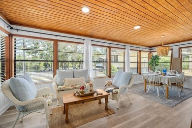 This rare opportunity in the heart of Steinhatchee features two - photo 1