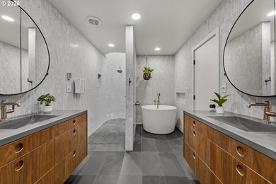 Impeccably reimagined and totally dialed in, this Mid-Century - photo 21