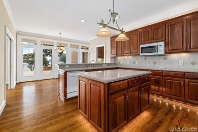 Exceptional Main Lake Waterfront Estate on Two Premier Lots! - photo 23