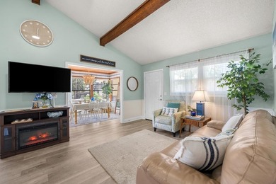 This rare opportunity in the heart of Steinhatchee features two - photo 7