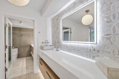 Exquisite, pet-friendly ground-floor walk-out residence in - photo 27