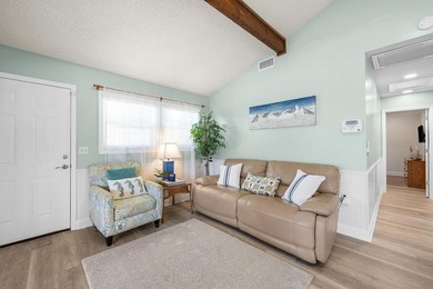 This rare opportunity in the heart of Steinhatchee features two - photo 10