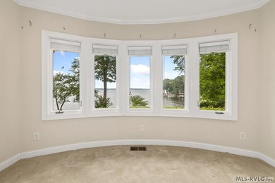 Exceptional Main Lake Waterfront Estate on Two Premier Lots! - photo 30