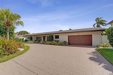 The finest Fully Renovated waterfront home in Coral Ridge with - photo 3