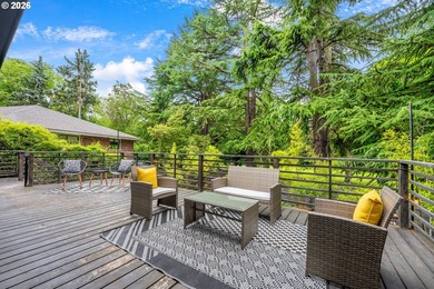 Impeccably reimagined and totally dialed in, this Mid-Century - photo 43