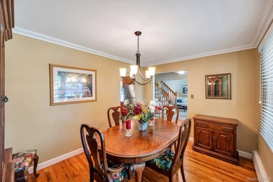 Welcome to 21 Hobson Avenue!!! This Meticulously maintained home - photo 10