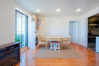 Indoor Parking Space Included - Spacious 2-Bedroom Condo in - photo 6