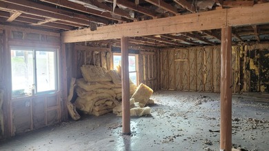 Ready to open a store? Maybe you would like a home near Black - photo 14