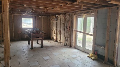 Ready to open a store? Maybe you would like a home near Black - photo 20