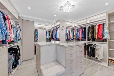 Perfectly positioned on the 6th floor of the North Tower, this