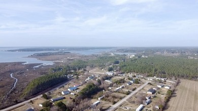 National Land is proud to present a truly rare opportunity to - photo 23