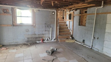Ready to open a store? Maybe you would like a home near Black - photo 23