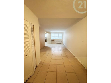 Welcome to this wonderful Studio apartment located on a quiet - photo 6