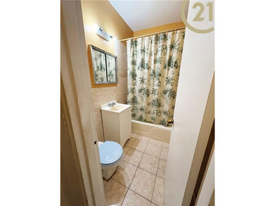 Welcome to this wonderful Studio apartment located on a quiet - photo 8