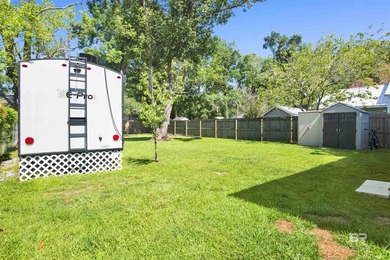 Updated Home in the Heart of Foley! Conveniently located near - photo 4
