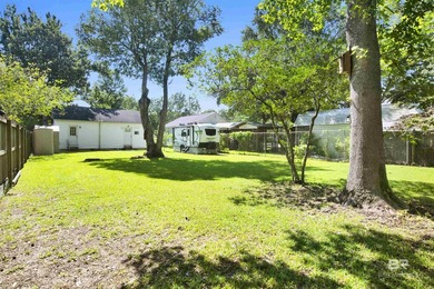 Updated Home in the Heart of Foley! Conveniently located near - photo 6