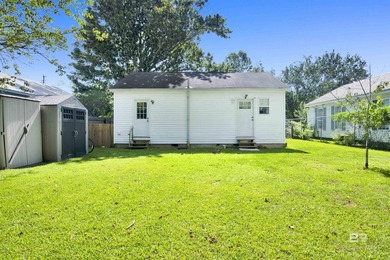 Updated Home in the Heart of Foley! Conveniently located near - photo 8