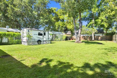 Updated Home in the Heart of Foley! Conveniently located near - photo 9