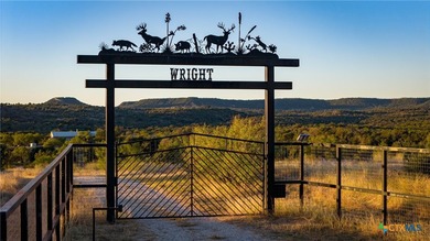 The Wright Ranch offers +-316 high-fenced acres of rare Hill - photo 2