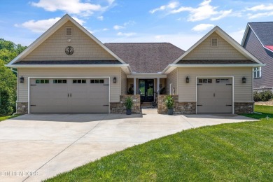 Lake Home For Sale in Loudon, Tennessee
